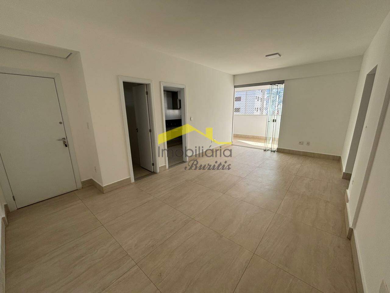 Apartamento à venda no Buritis: 