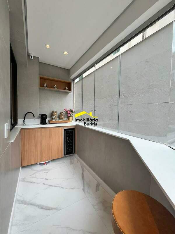 Apartamento à venda no Estoril: 