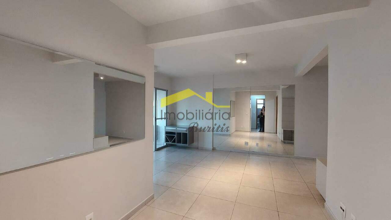 Apartamento com área privativa à venda no Buritis: 