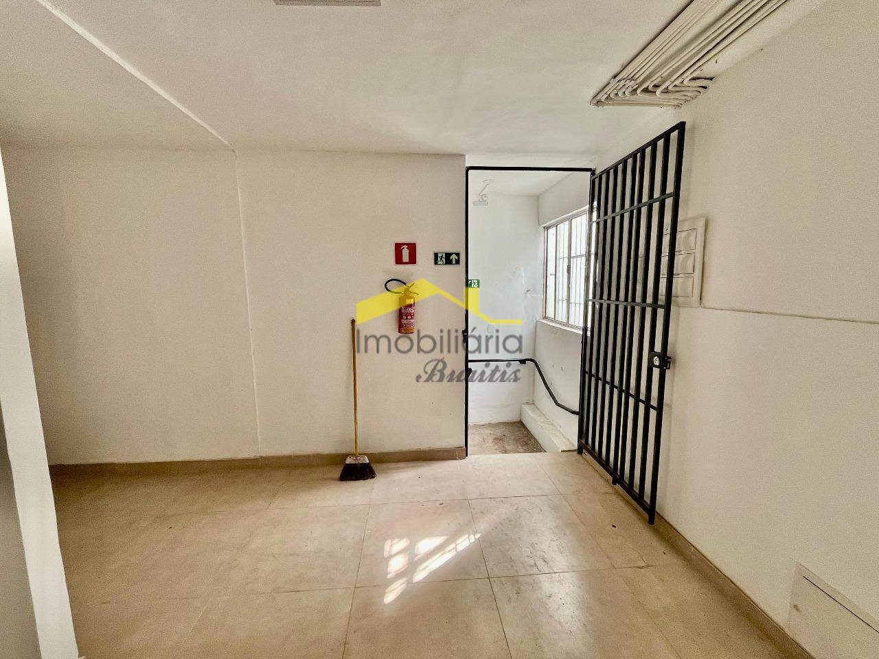 Andar à venda no Centro: 