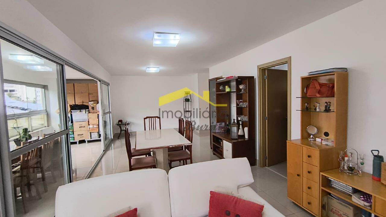 Andar à venda no Buritis: 