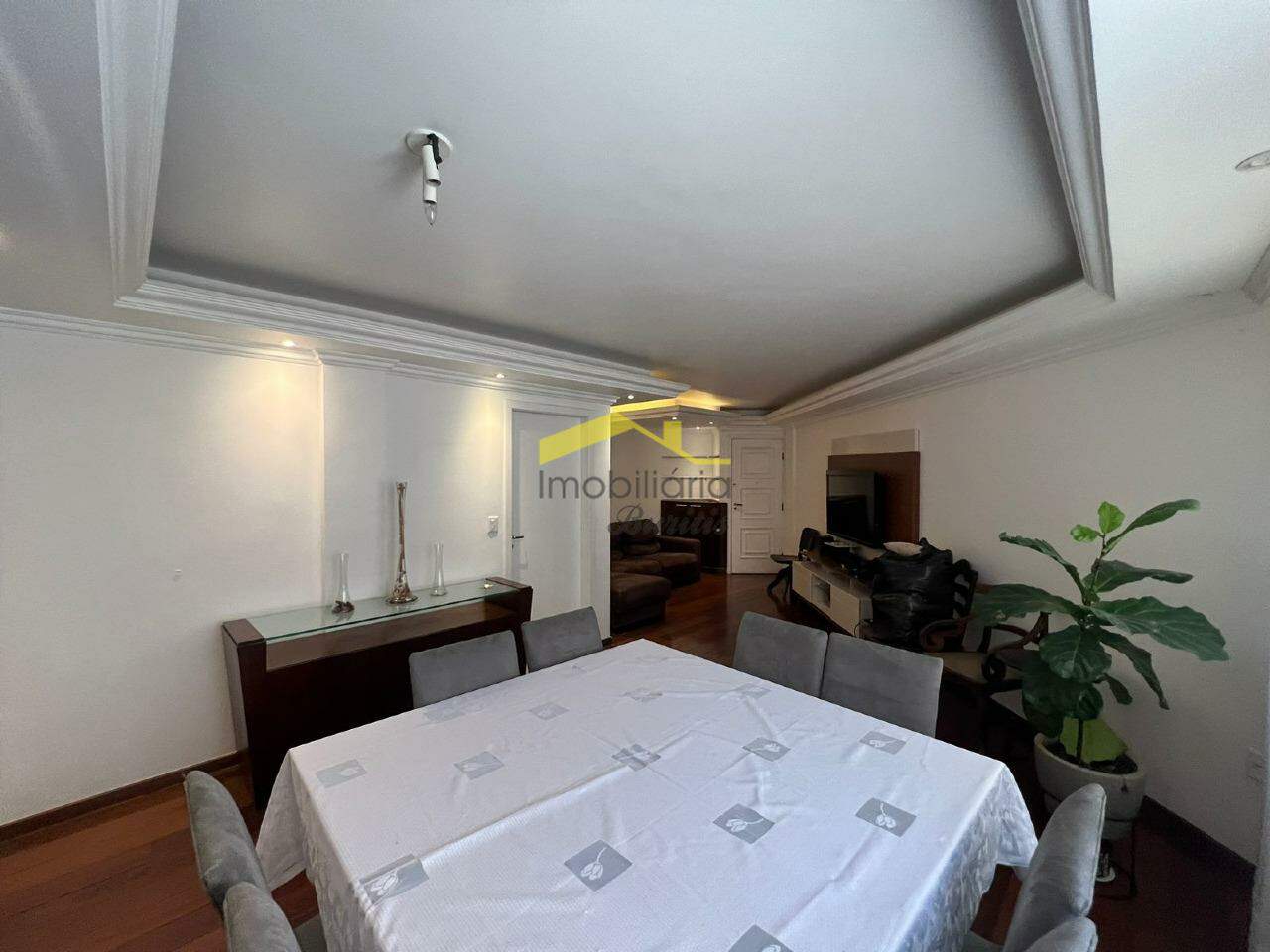 Apartamento com área privativa à venda no Buritis: 