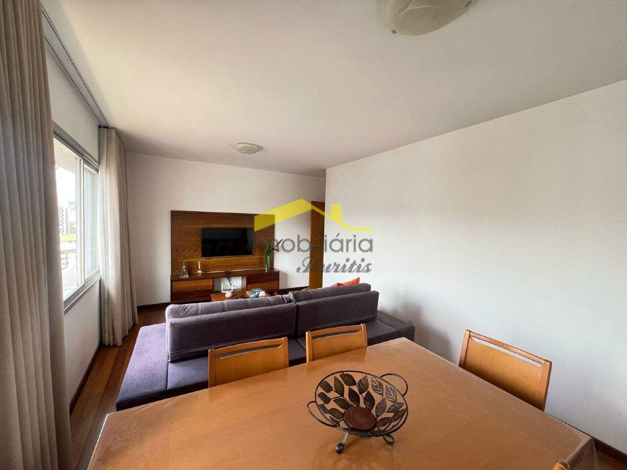 Apartamento à venda no Grajaú: 