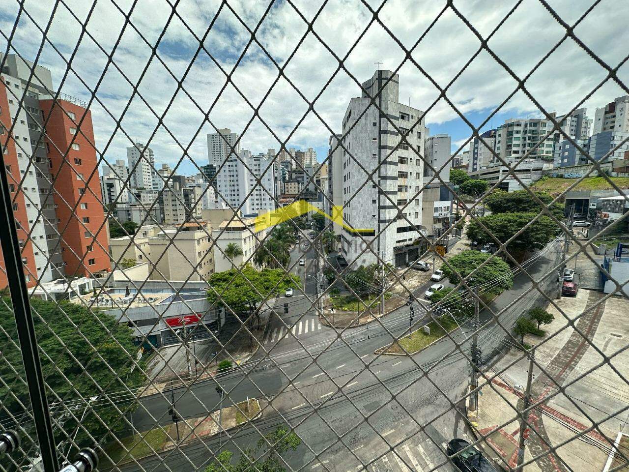 Apartamento à venda no Buritis: 