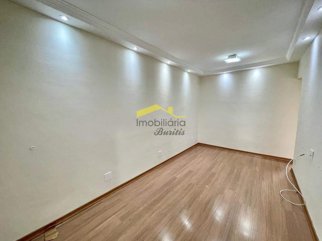 Apartamento à venda no Estoril: 