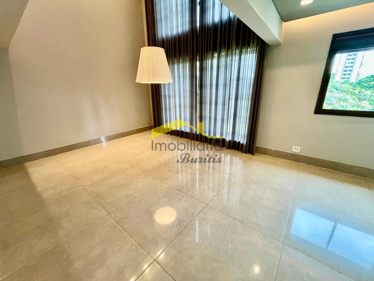 Apartamento à venda no VALE DO SERENO: 