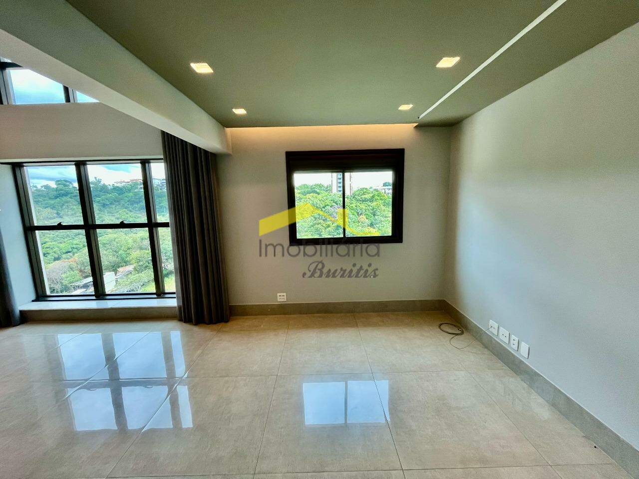 Apartamento à venda no VALE DO SERENO: 