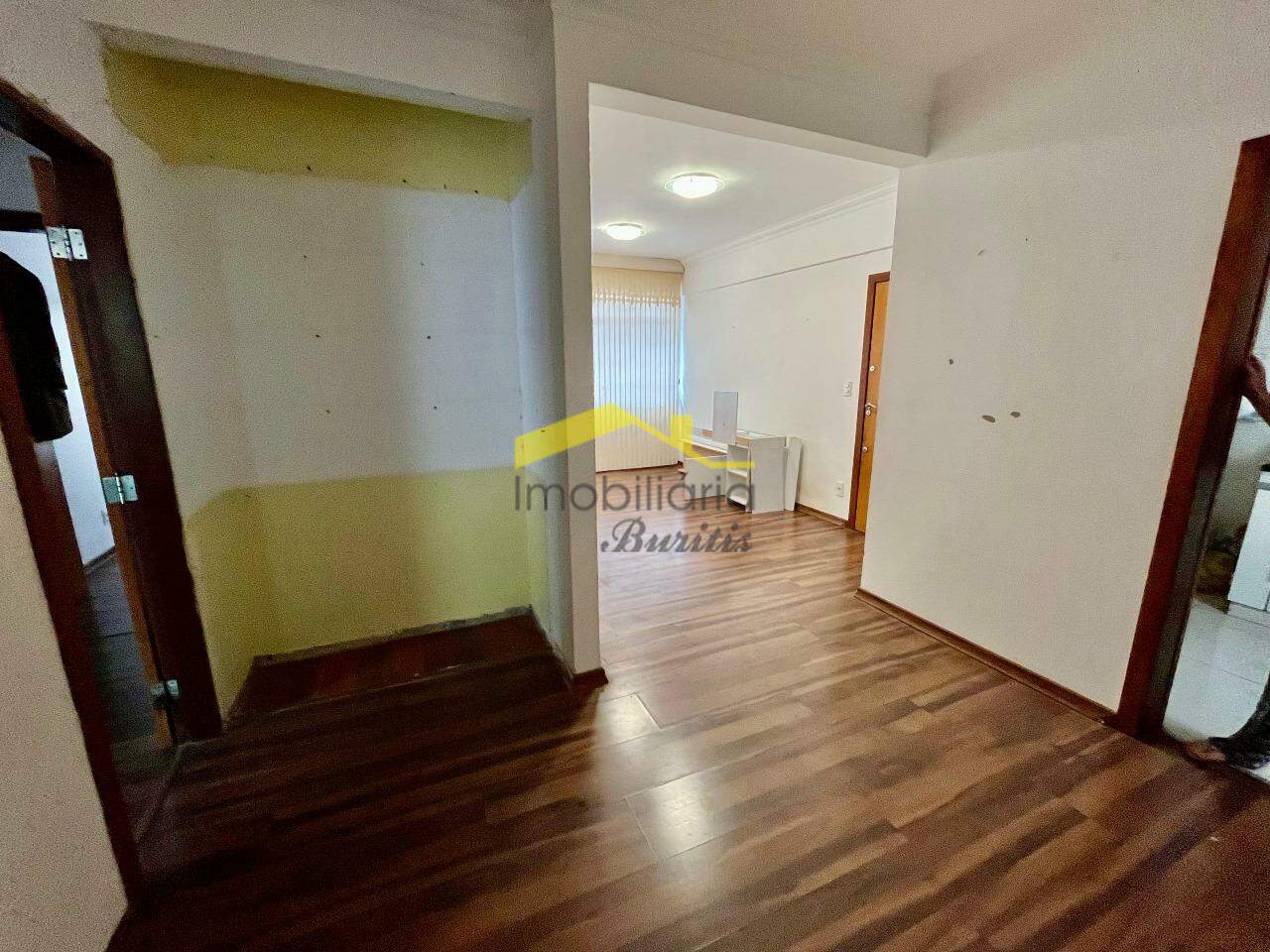 Apartamento para aluguel no Buritis: 