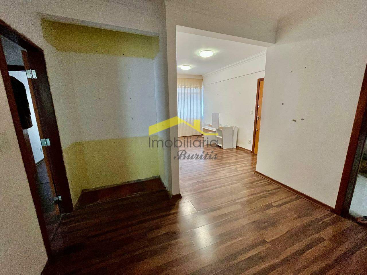 Apartamento para aluguel no Buritis: 