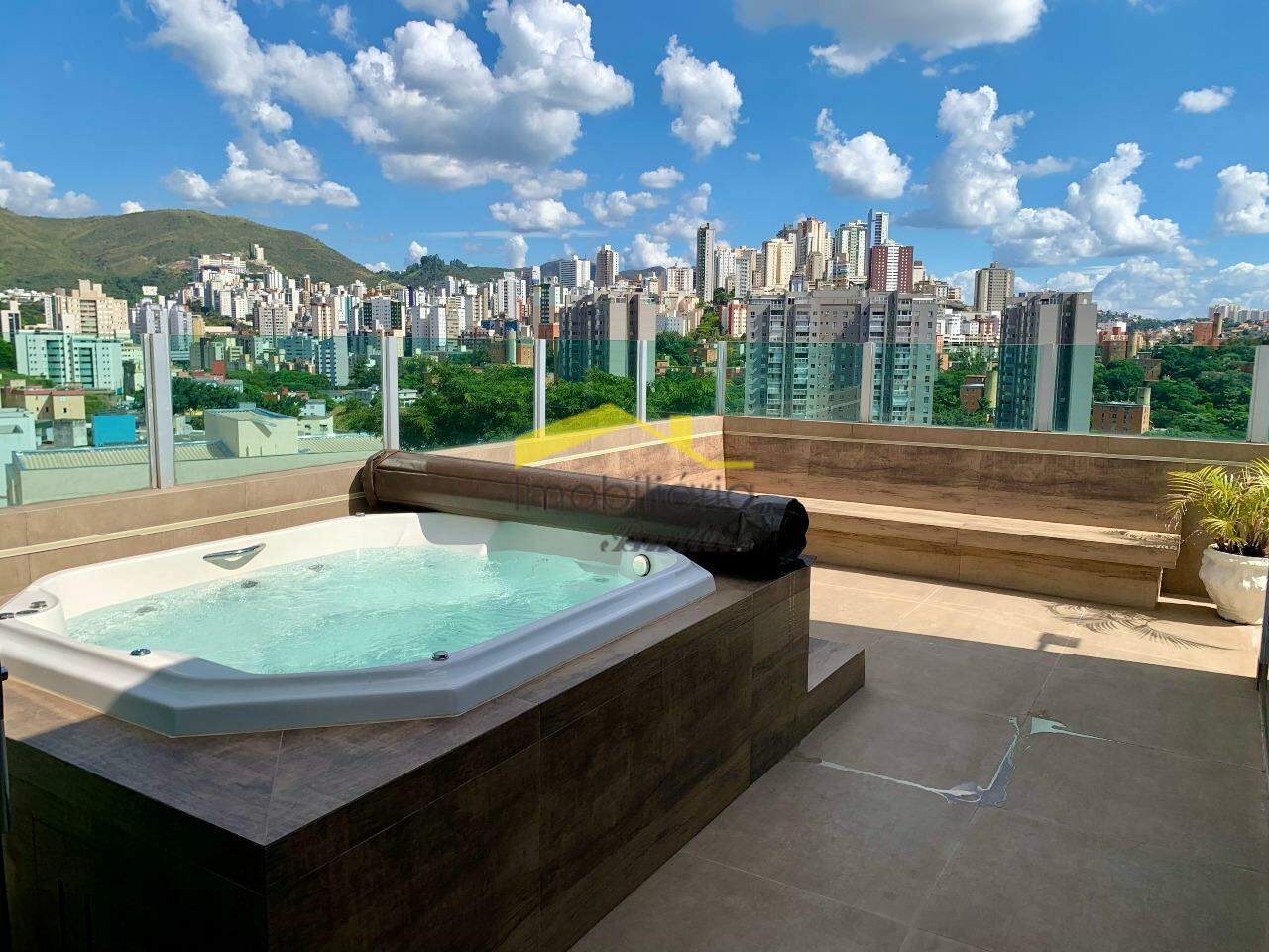 Cobertura à venda no Estoril: 