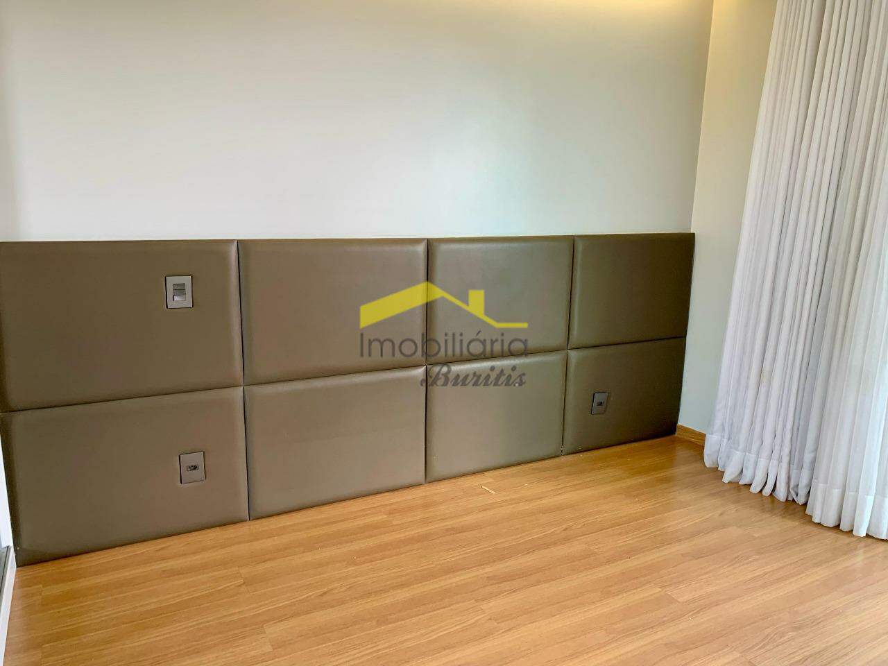 Cobertura à venda no Estoril: 