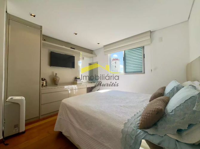 Cobertura à venda no Buritis: 