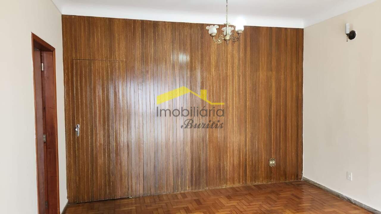 Casa à venda no Colégio Batista: 