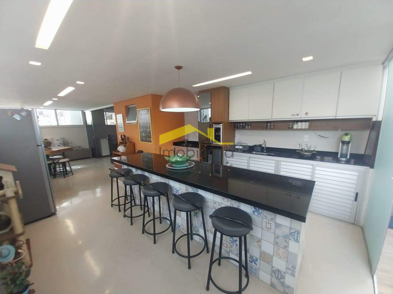 Apartamento com área privativa à venda no Gutierrez: 