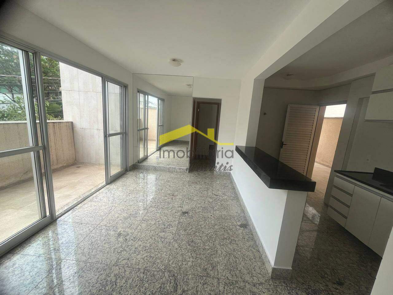 Apartamento com área privativa à venda no Buritis: 