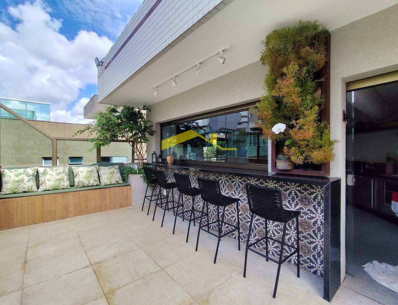 Cobertura à venda no Buritis: 