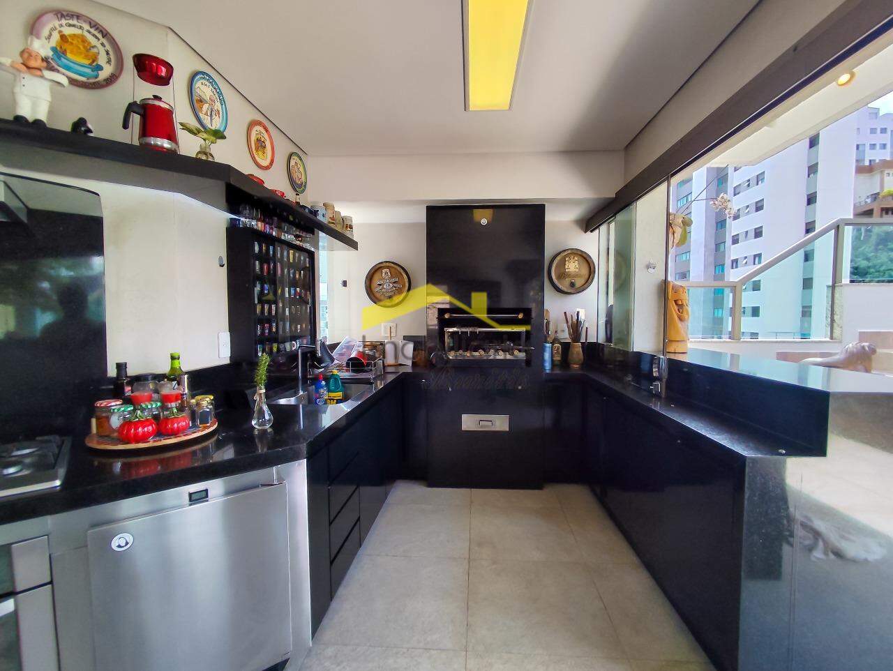 Cobertura à venda no Buritis: 