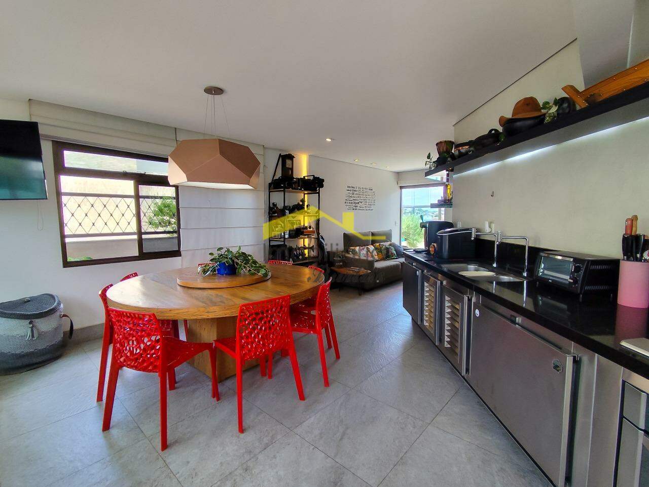 Cobertura à venda no Buritis: 