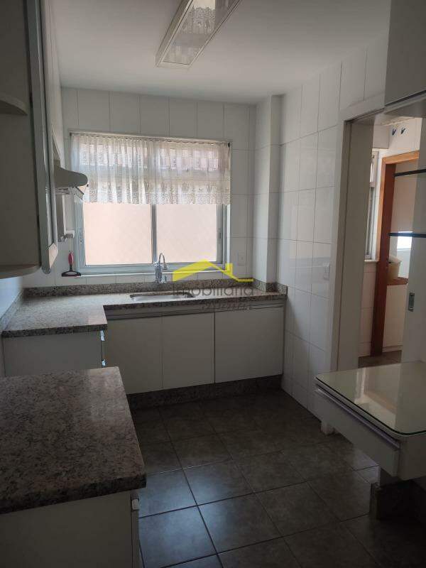 Apartamento à venda no Estoril: 