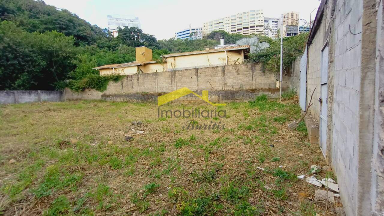 Lote à venda no Estoril: Lote 665m² Região Oeste