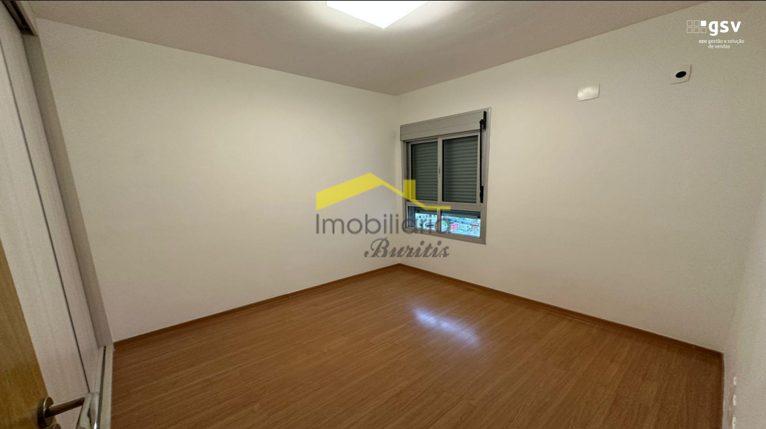 Andar à venda no Buritis: 