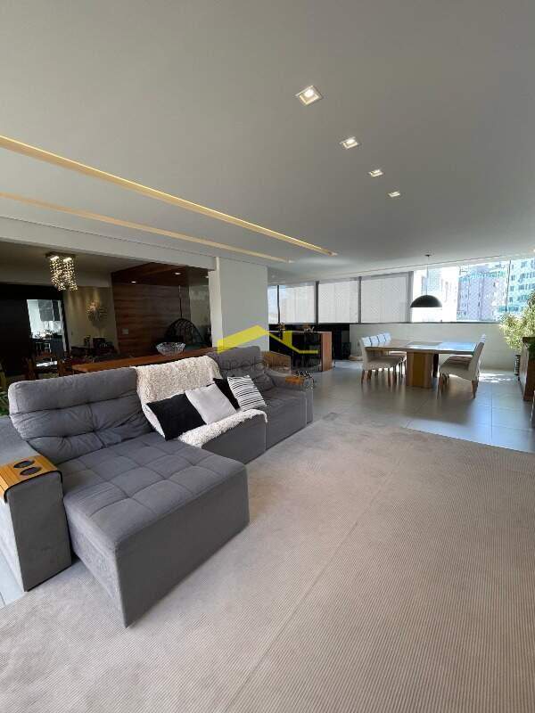 Apartamento com área privativa à venda no Buritis: 