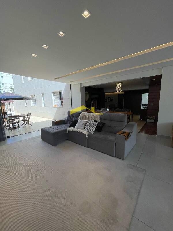 Apartamento com área privativa à venda no Buritis: 