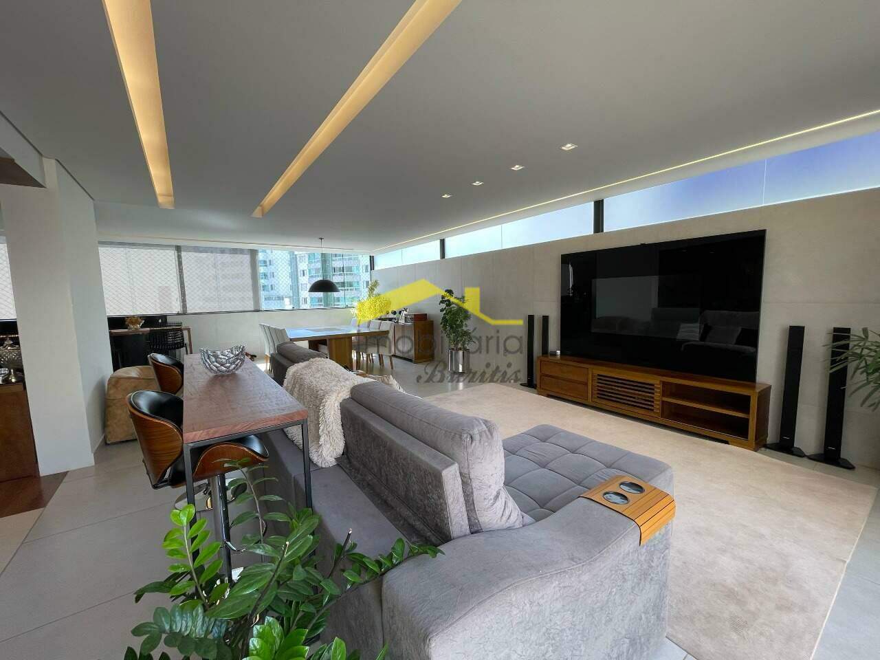 Apartamento com área privativa à venda no Buritis: 