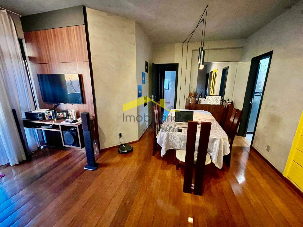 Cobertura à venda no Buritis: 