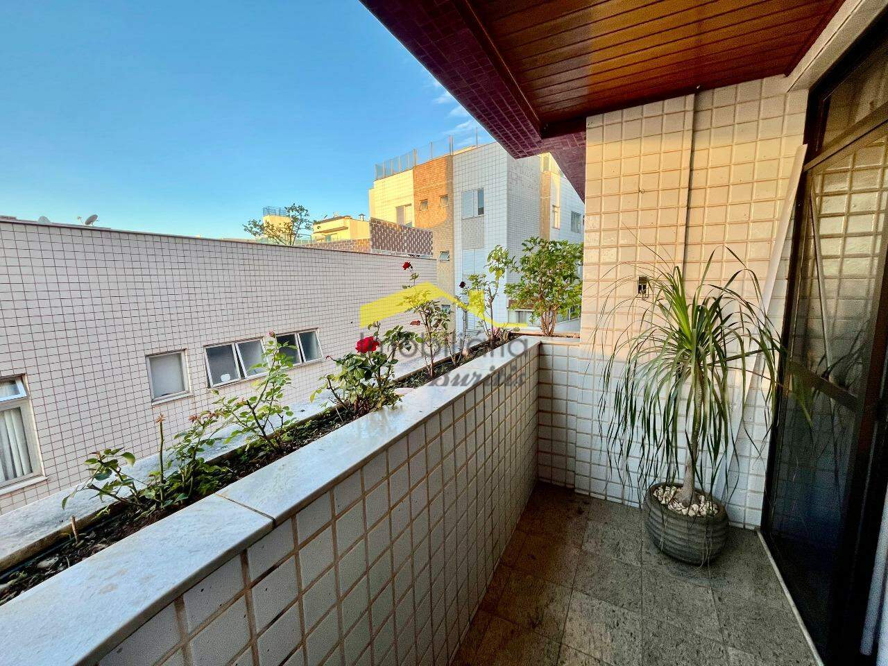 Cobertura à venda no Buritis: 