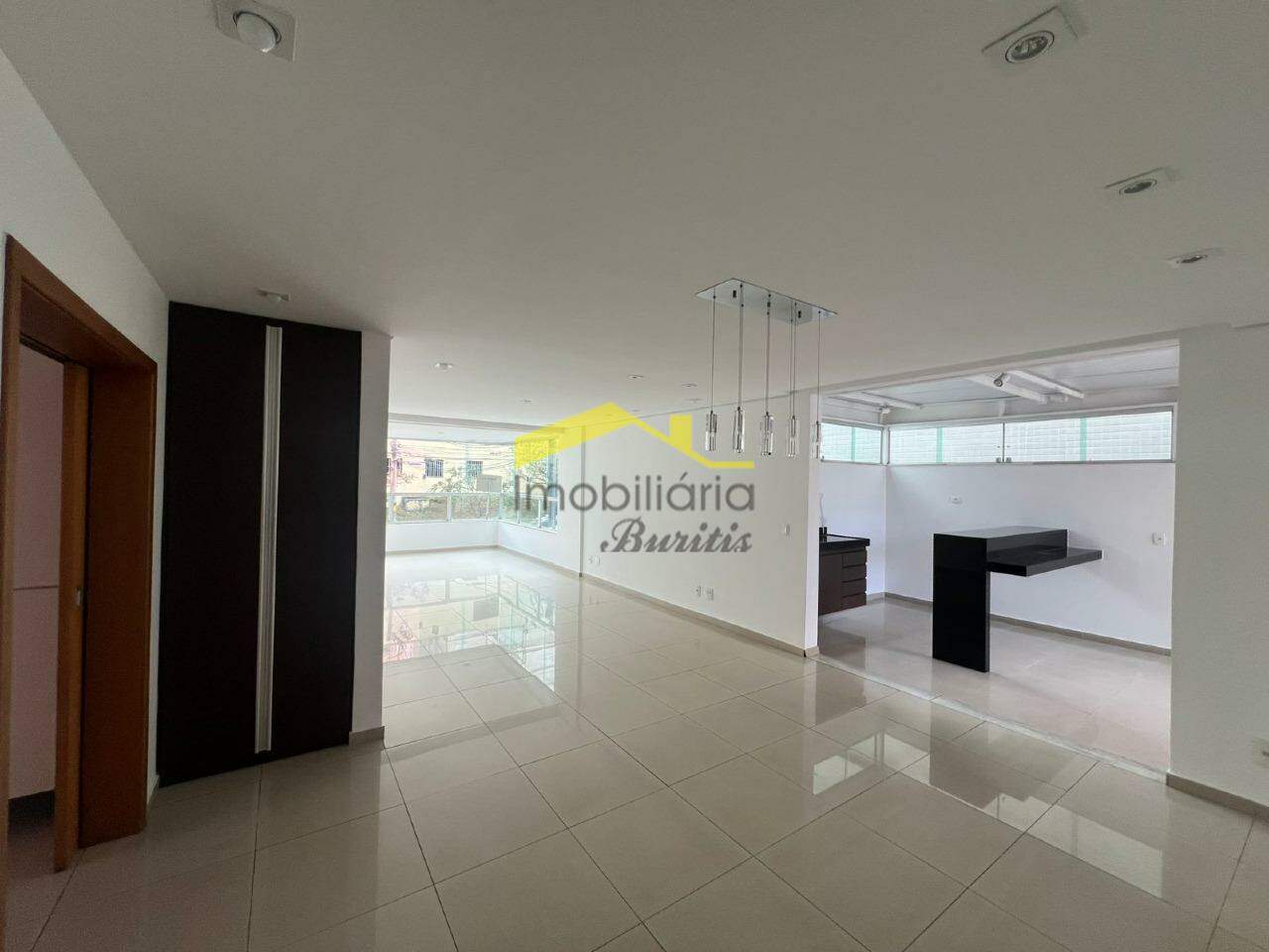 Apartamento com área privativa à venda no Buritis: 