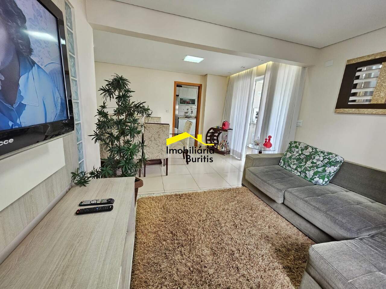 Apartamento à venda no Buritis: 