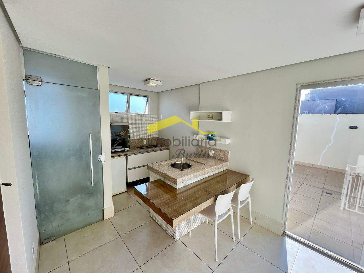 Cobertura à venda no Alto Barroca: 