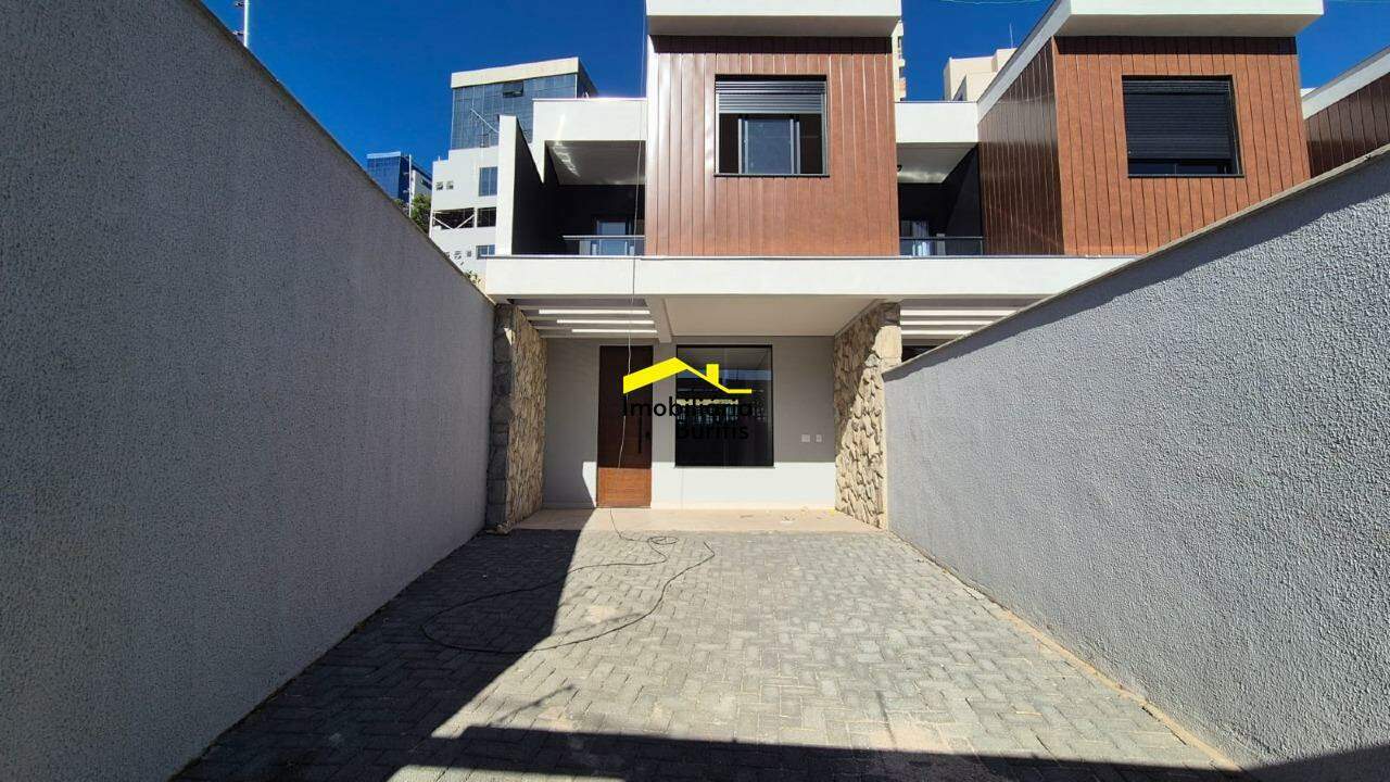 Casa à venda no Estoril: 