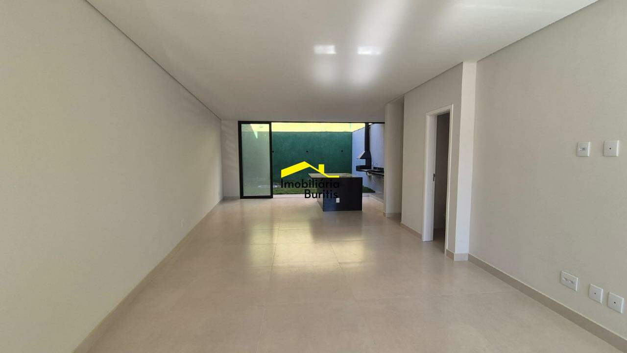 Casa à venda no Estoril: 
