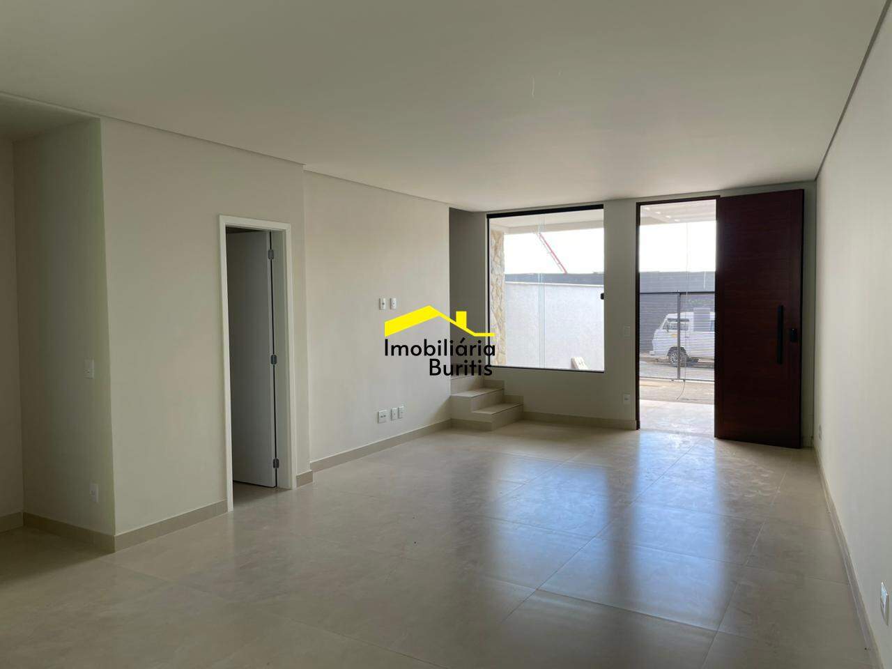Casa à venda no Estoril: 