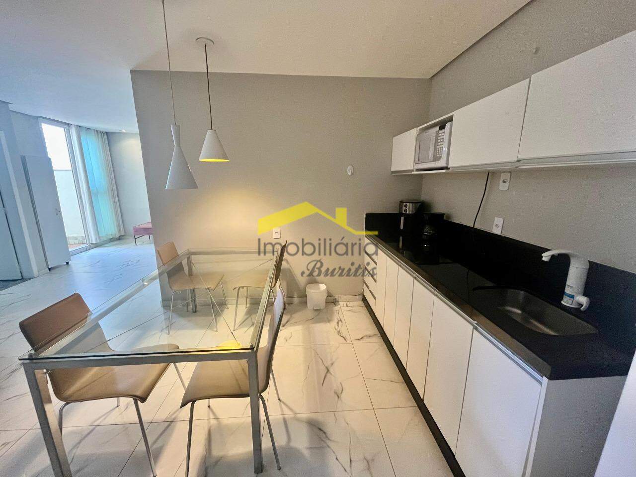 Apartamento com área privativa à venda no Estoril: 