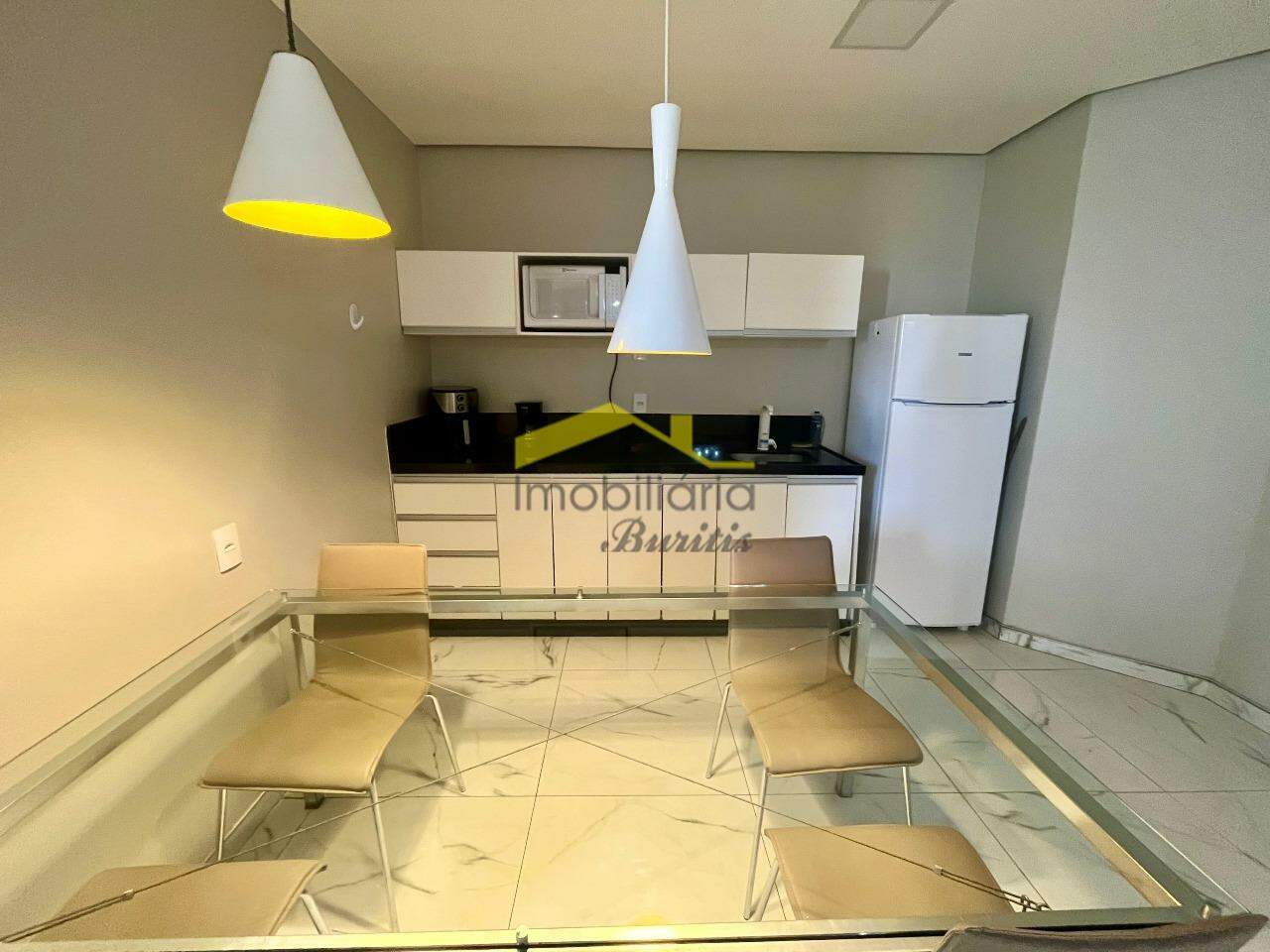 Apartamento com área privativa à venda no Estoril: 