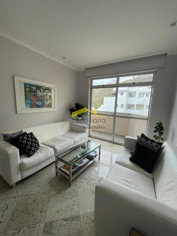 Cobertura à venda no Buritis: 