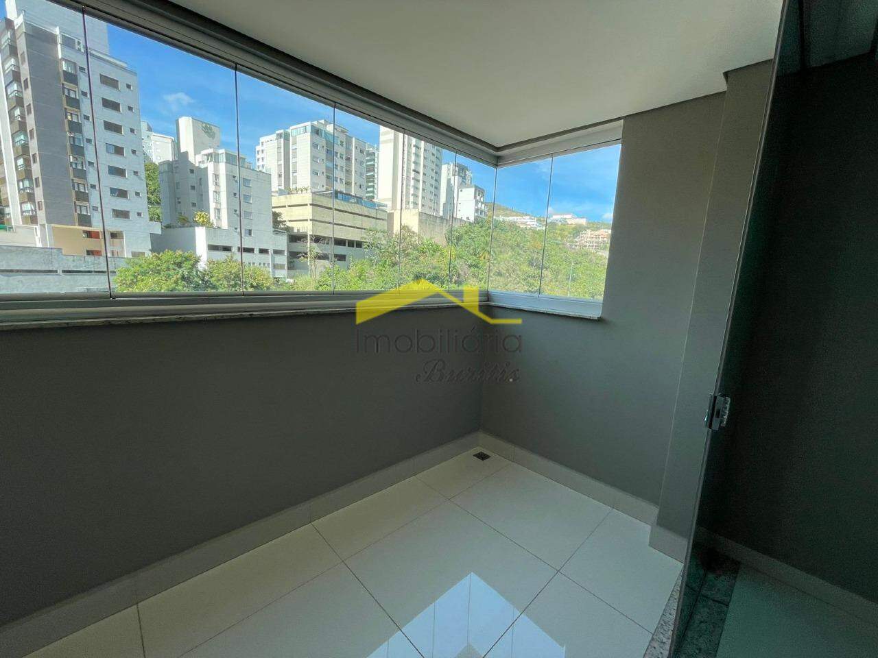 Apartamento à venda no Buritis: 