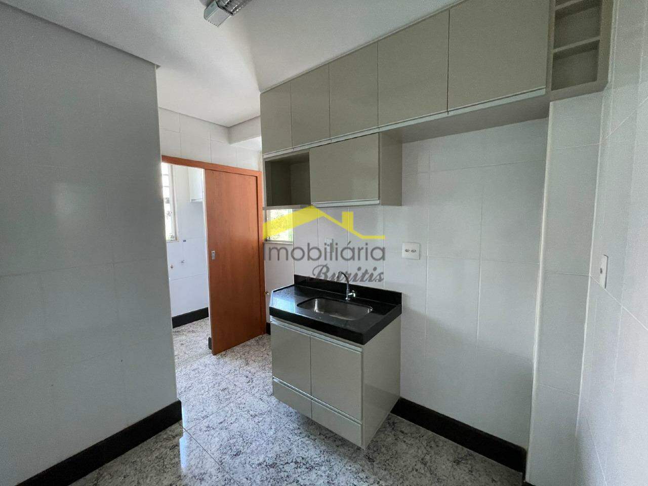 Apartamento à venda no Buritis: 