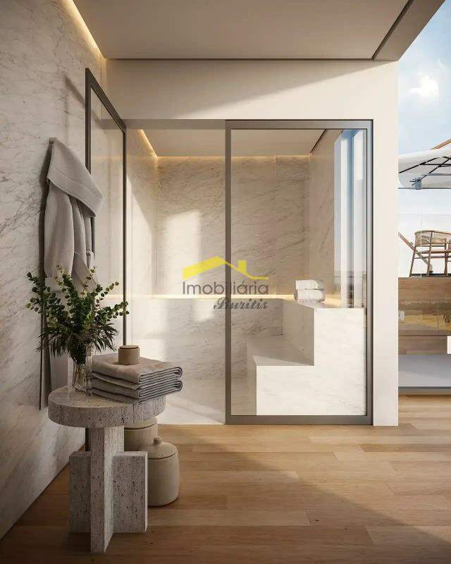 Área privativa à venda no Gutierrez: 