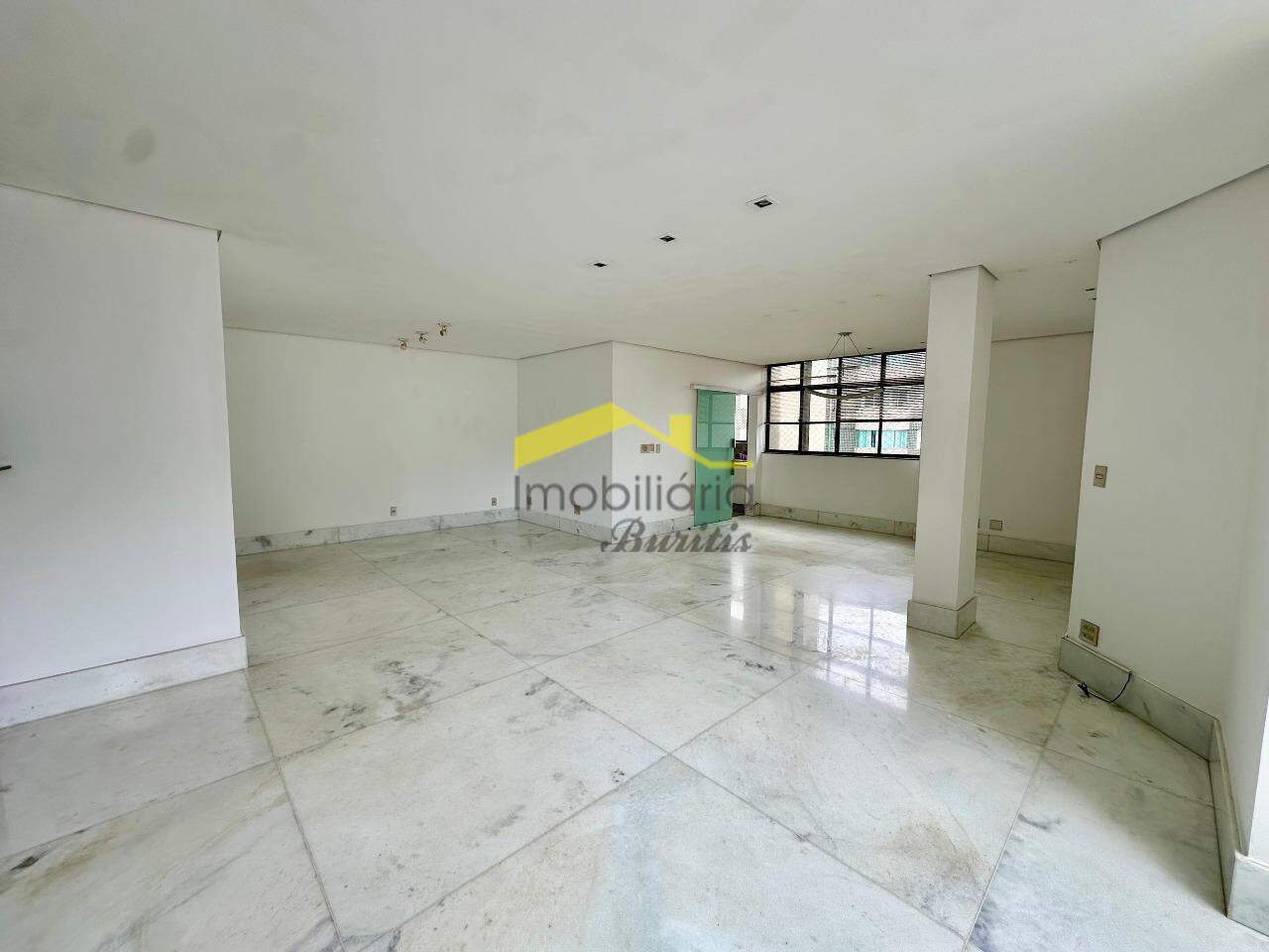 Apartamento à venda no Buritis: 