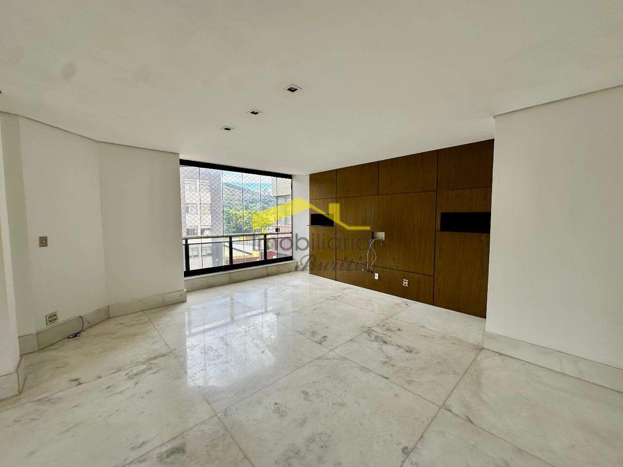 Apartamento à venda no Buritis: 