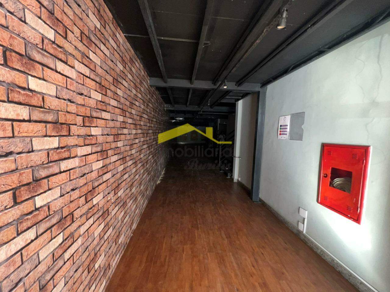 Loja para aluguel no Gutierrez: 