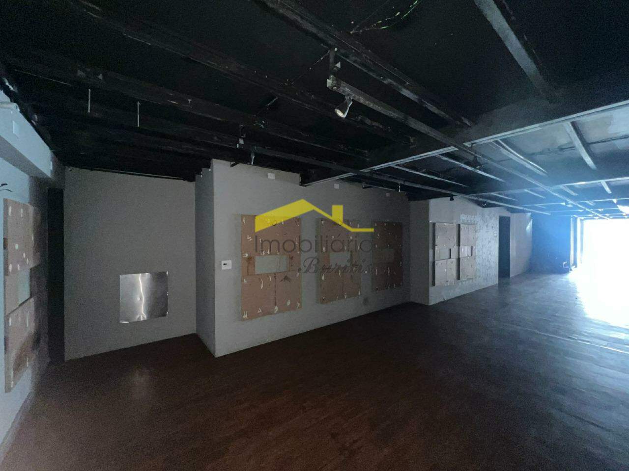 Loja para aluguel no Gutierrez: 