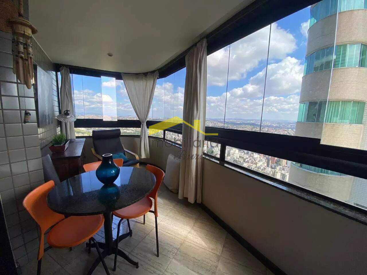 Apartamento à venda no Buritis: 