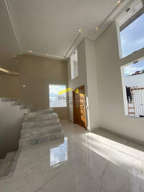 Casa à venda no Estoril: 