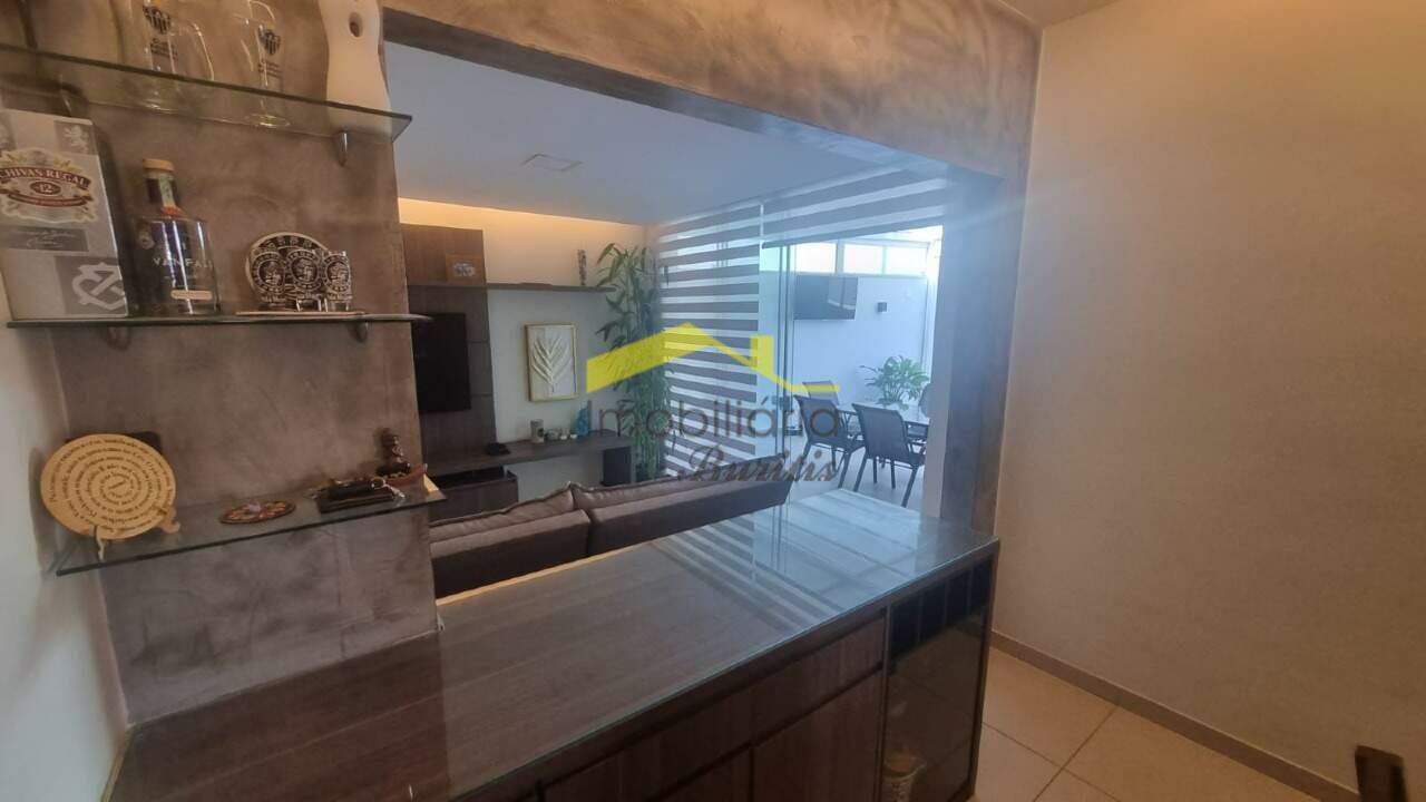 Apartamento com área privativa à venda no Havaí: 