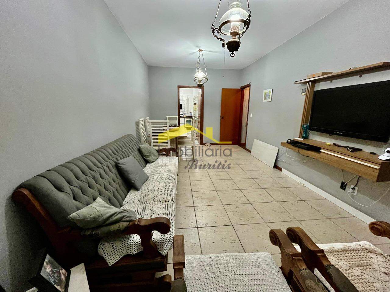 Casa à venda no Buritis: 